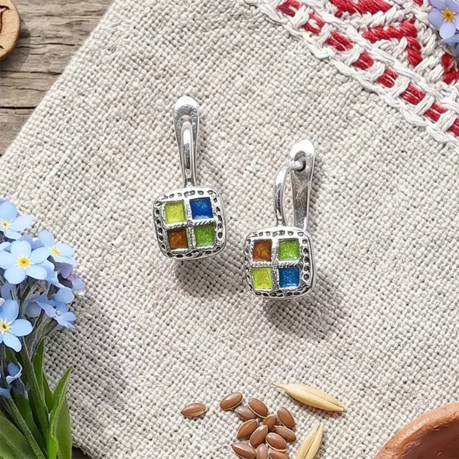 Серьги с квадратиками